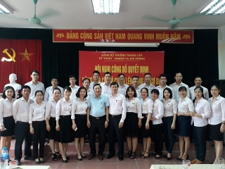 Hội nghị công bố nâng cấp Chi bộ cơ sở lên Đảng bộ cơ sở